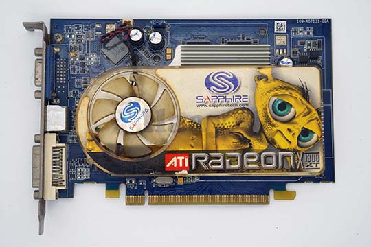 蓝宝石SAPPHIRE Radeon X1300 XT 256MB DDR 显示卡（ATI Radeon X1300XT芯片）